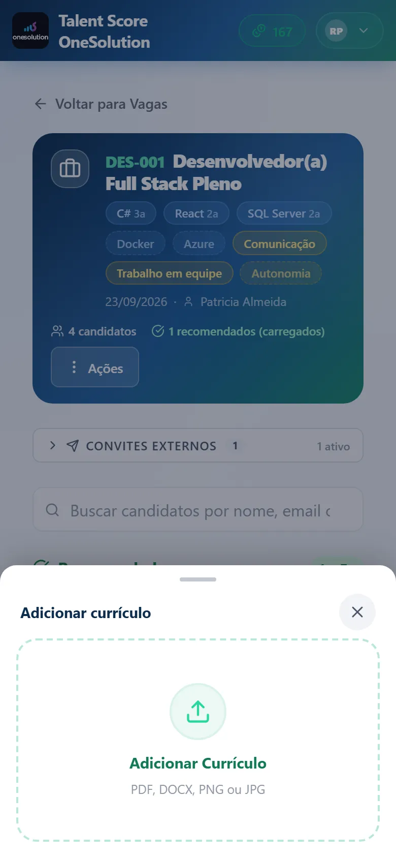 Gaveta Adicionar currículo aberta sobre a vaga, no celular